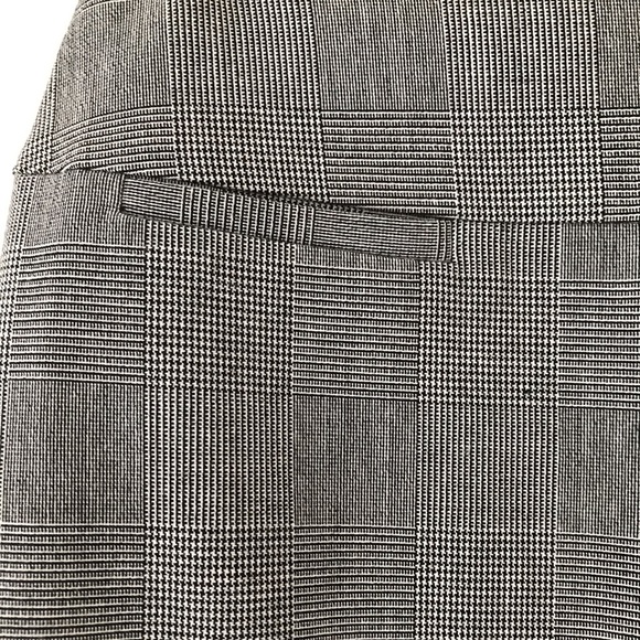 H&M GREY PENCIL SKIRT SIZE 4 - Picture 3 of 7